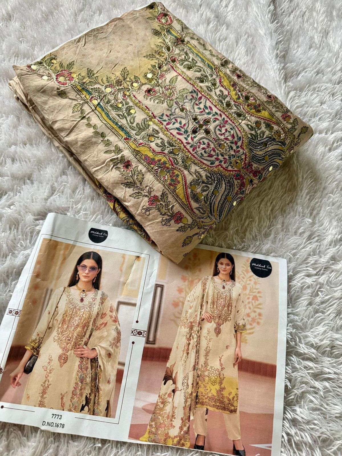 MEHBOOB TEX DESIGN NO - 1678 PURE VISCOSE MUSLIN DIGITAL PRINT AARI HANDWROK PAKISTANI SALWAR SUIT 