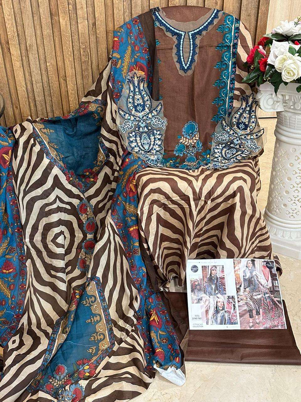 MEHBOOB TEX PURE COTTON PRINT HEAVY EMBROIDERED PATCH PAKISTANI SALWAR SUIT 