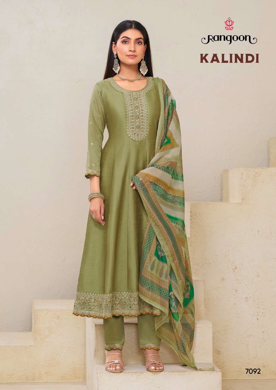 RANGOON  KALINDI SILK FANCY EMBROIDERY DESIGNER ANARKALI STYLE LADIES SUIT