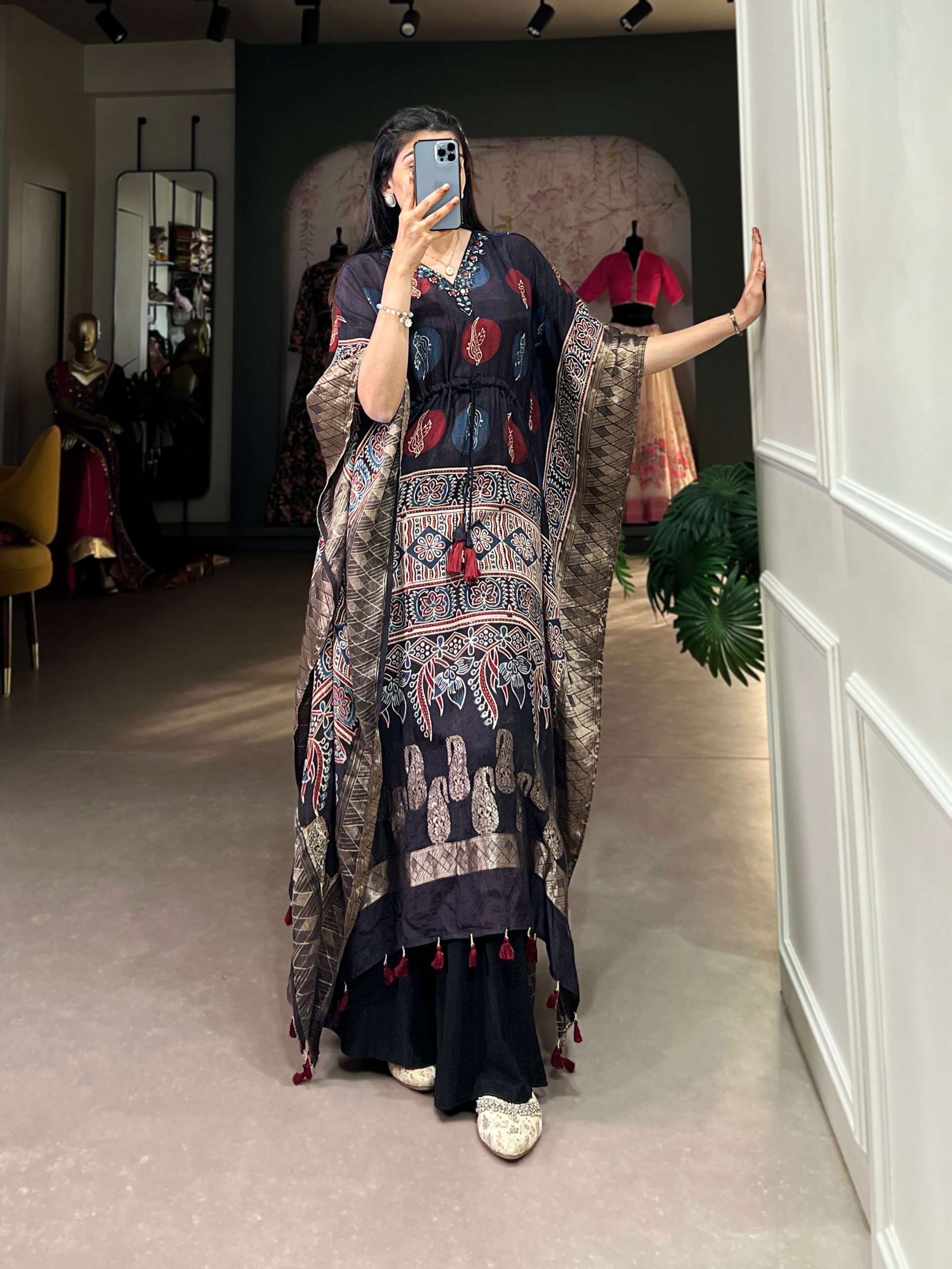 BANDHANI PALACE 3022-3023 PURE VISCOSE ZARI BORDER MIRROR WORK READYMADE KAFTAN