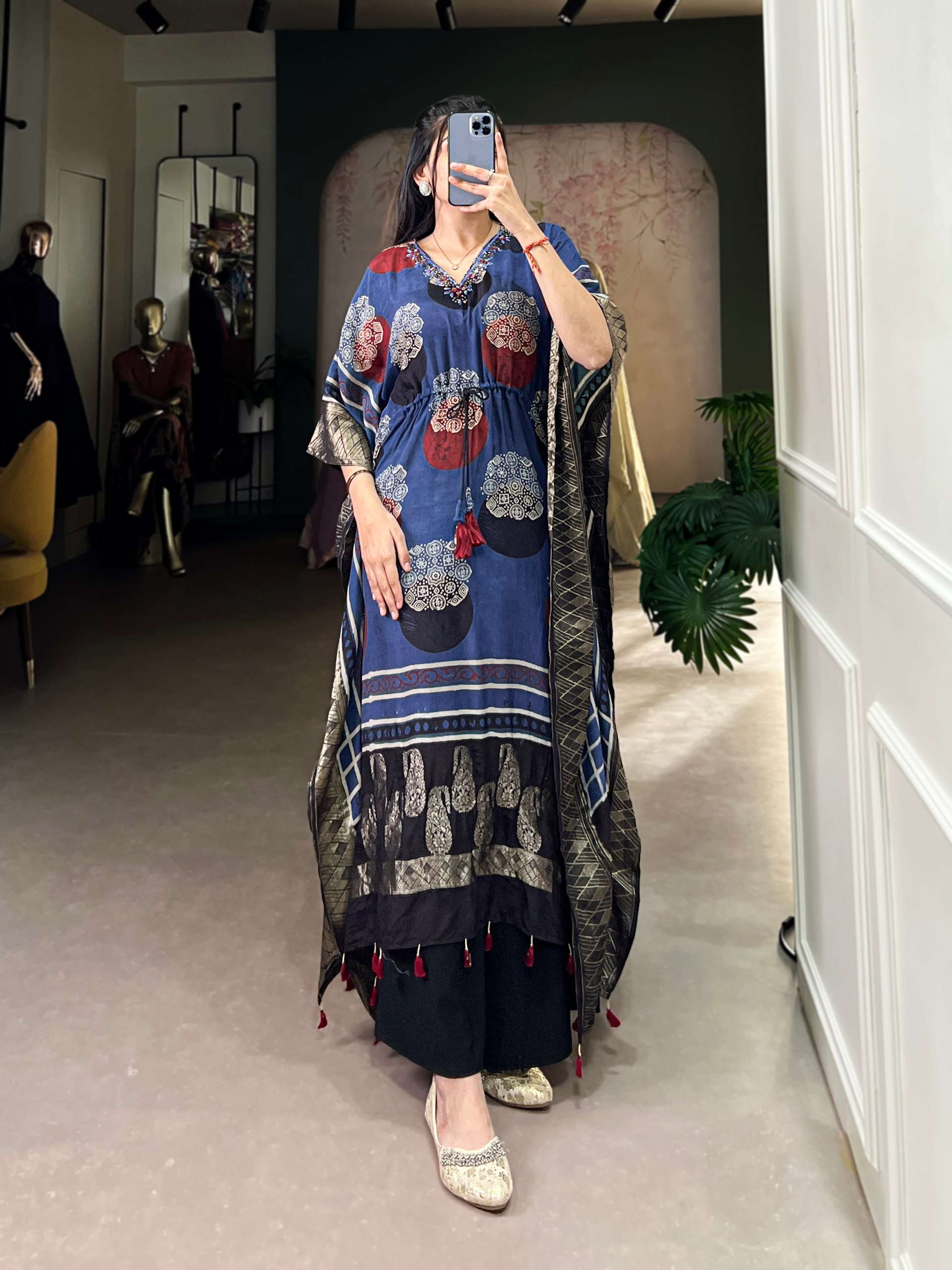 BANDHANI PALACE 3022-3023 PURE VISCOSE ZARI BORDER MIRROR WORK READYMADE KAFTAN