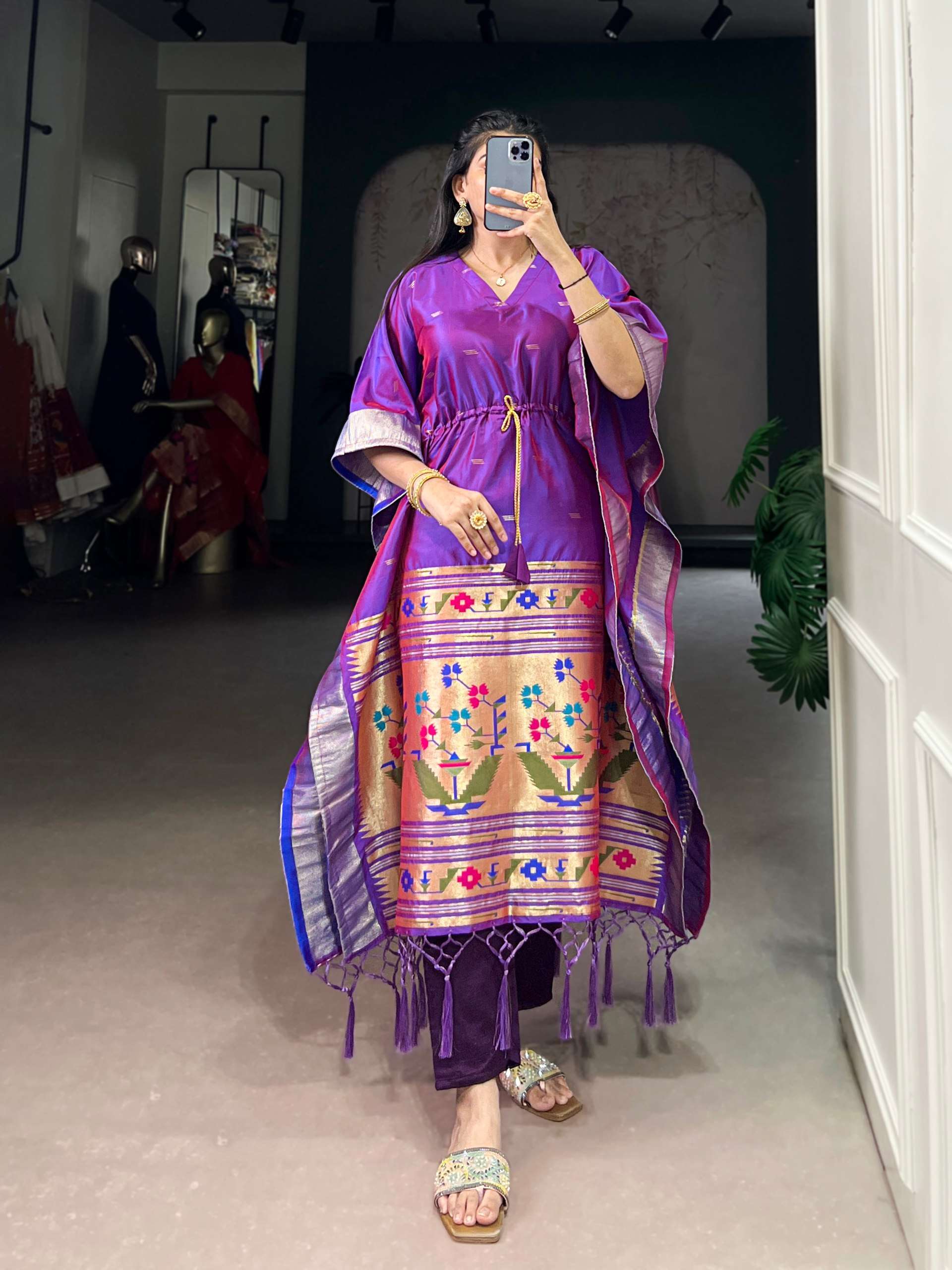 BANDHANI PALACE 3801 JACQUARD PAITHANI ZARI WEAVING WORK READYMADE KAFTAN