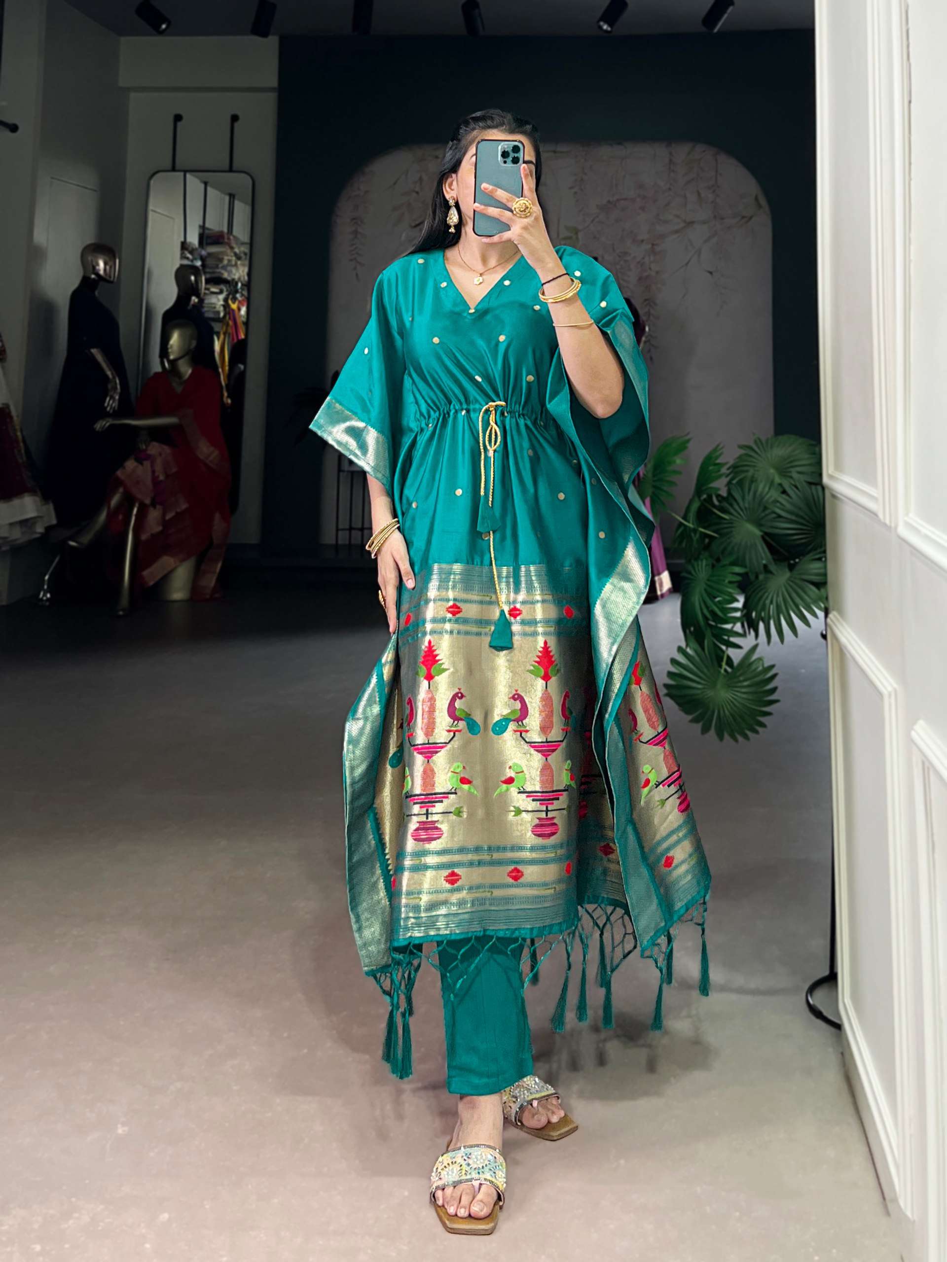 BANDHANI PALACE 3801 JACQUARD PAITHANI ZARI WEAVING WORK READYMADE KAFTAN