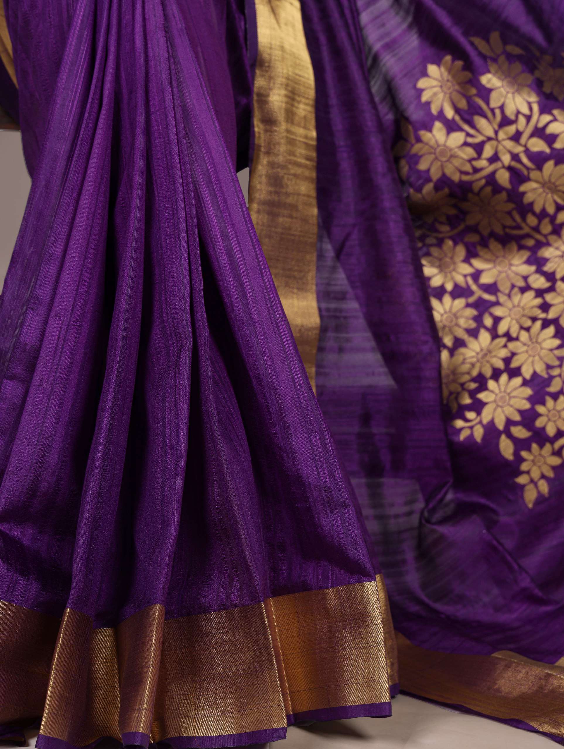 BANDHANI PALACE 7903 RAW SILK ZARI WEAVING WORK SAREE
