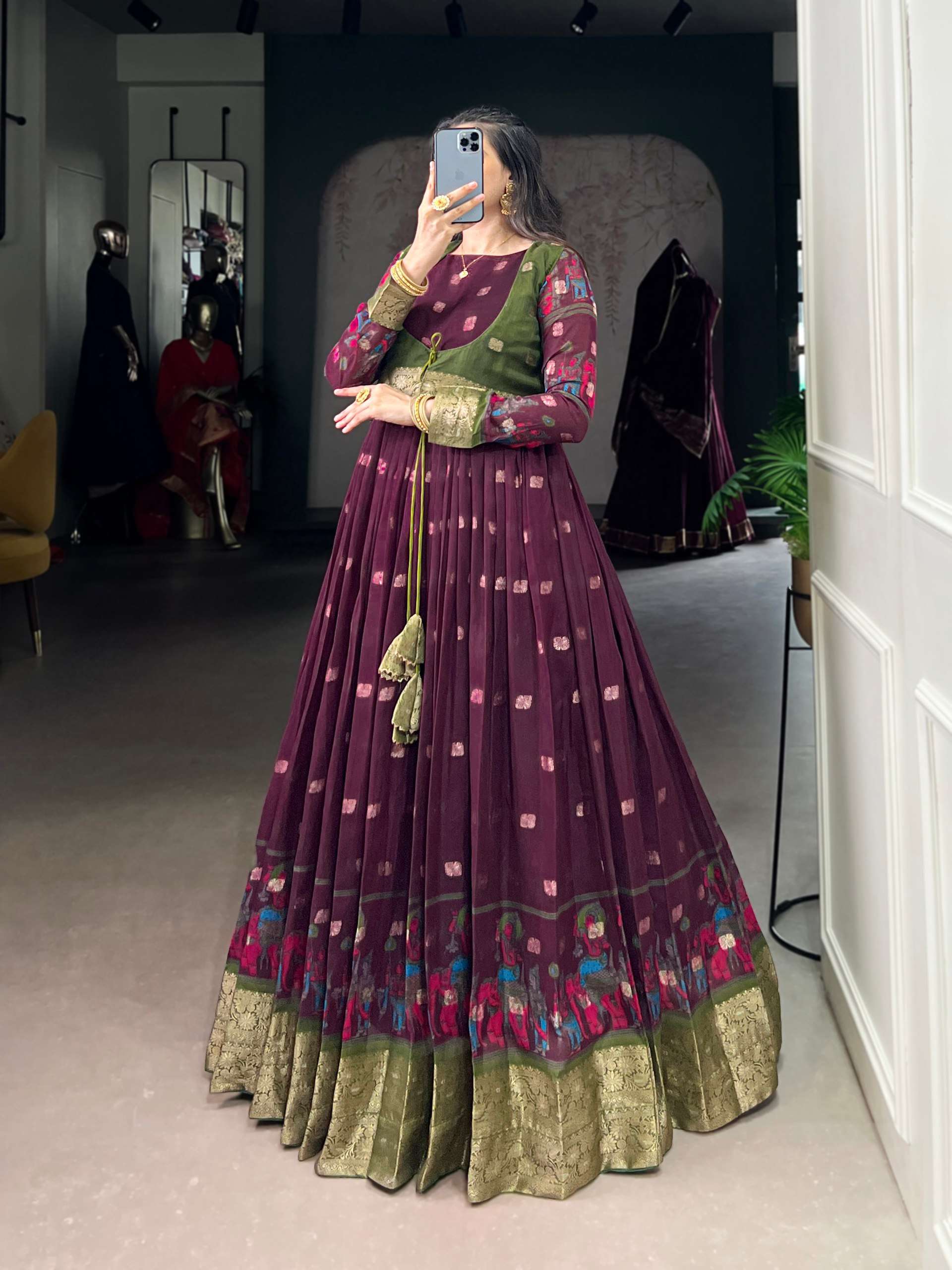 BANDHANI PALACE TANIRA 5031 POLY COTTON KALAMKARI PRINT ZARI WEAVING BORDER GOWN
