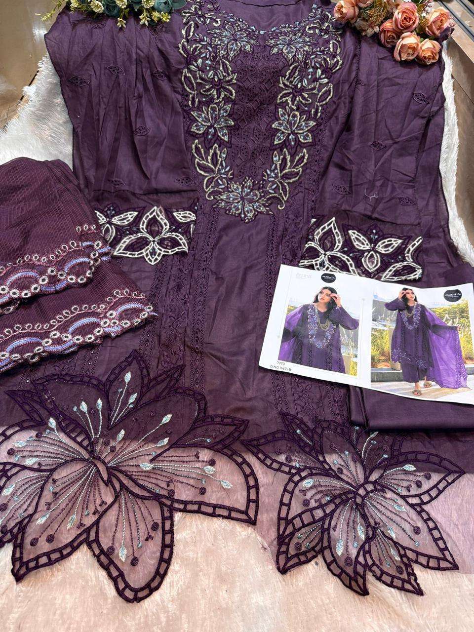 MEHBOOB TEX DESIGN NO - 1667 ABCD PURE COTTON LAWN HEAVY EMBROIDERED PAKISTANI SUIT