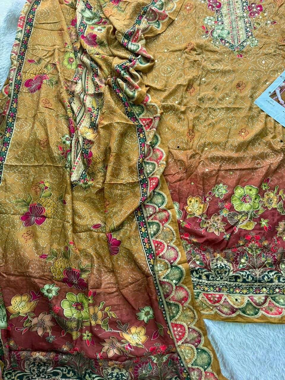 MEHBOOB TEX DESIGN NO - 1691 D PURE VISCOSE MUSLIN DIGITAL PRINT AARI HANDWORK PAKISTANI SUIT 