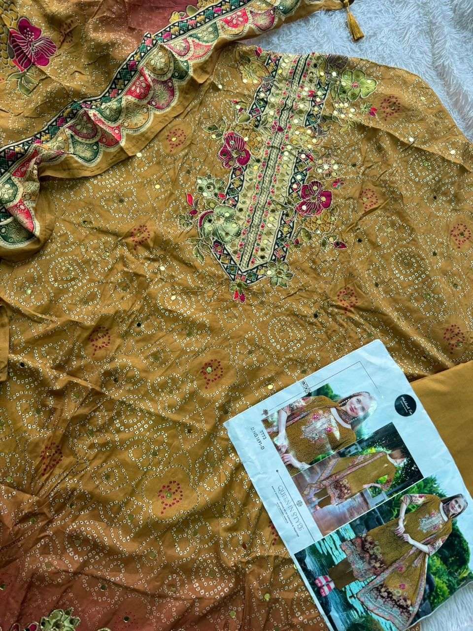 MEHBOOB TEX DESIGN NO - 1691 D PURE VISCOSE MUSLIN DIGITAL PRINT AARI HANDWORK PAKISTANI SUIT 