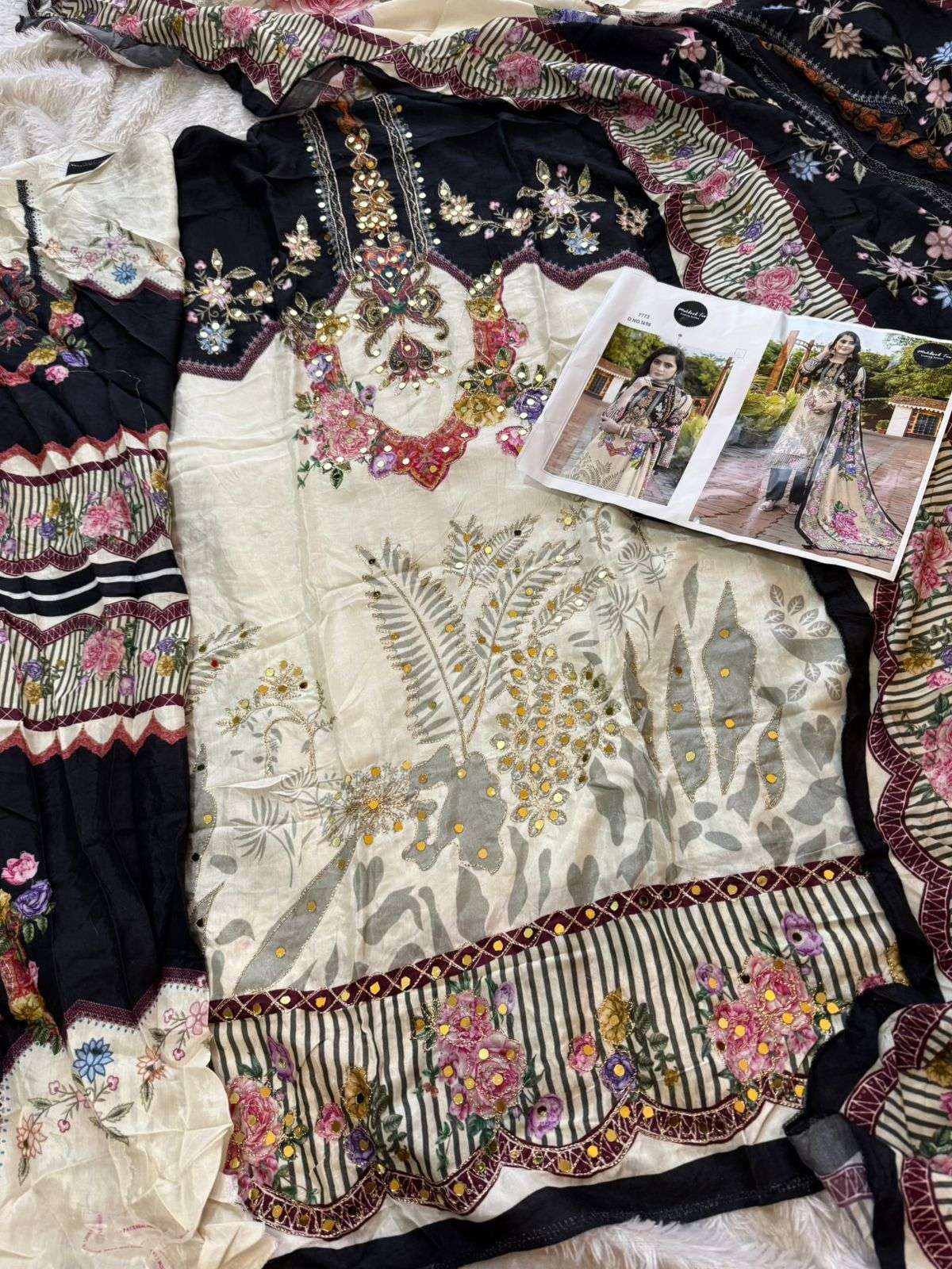 MEHBOOB TEX DESIGN NO - 1696 PURE VISCOSE MUSLIN DIGITAL PRINT AARI HANDWORK PAKISTANI SUIT 