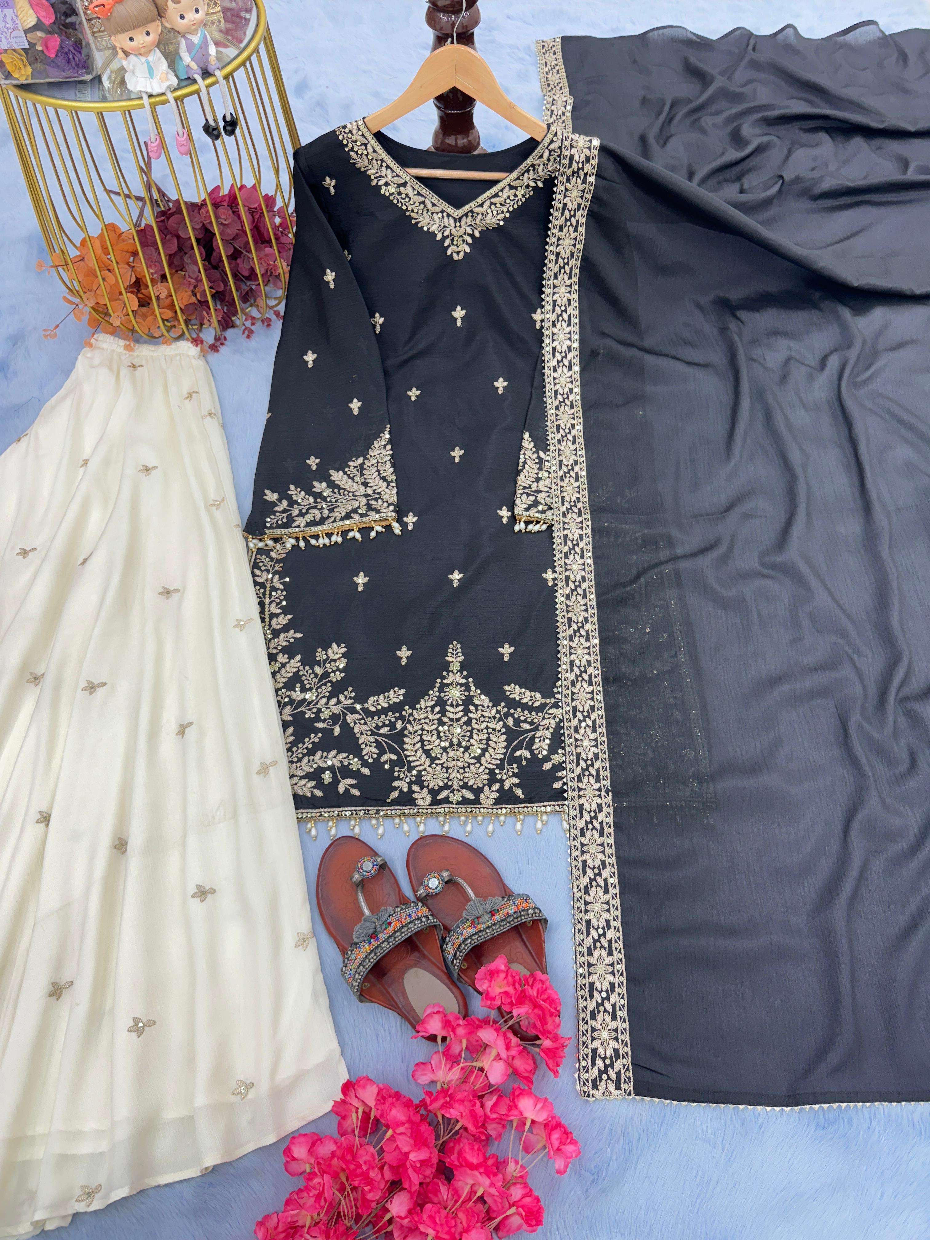 AD 190 SILK WITH HEAVY DESIGNER FESTIVE WEAR PARTY WEAR LADIES SUIT