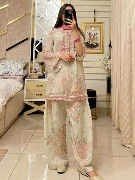 AD 200 GEORGETTE DIGITAL PRINT EMBROIDERY DESIGNER WORK PARTY WEAR LADIES SUIT