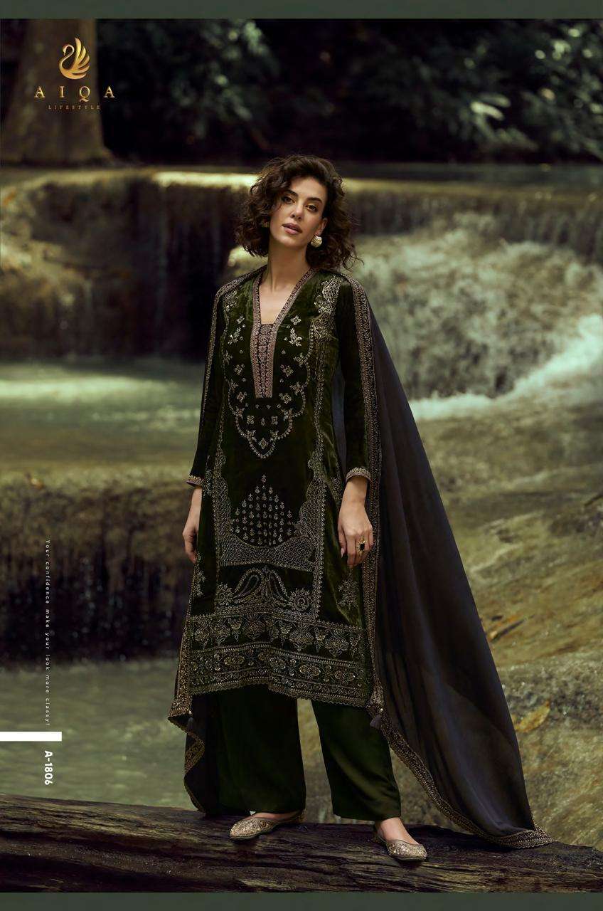 AIQA THE LADY OF THE LAKE VELVET HEAVY EMBROIDEREY DESIGNER SUIT