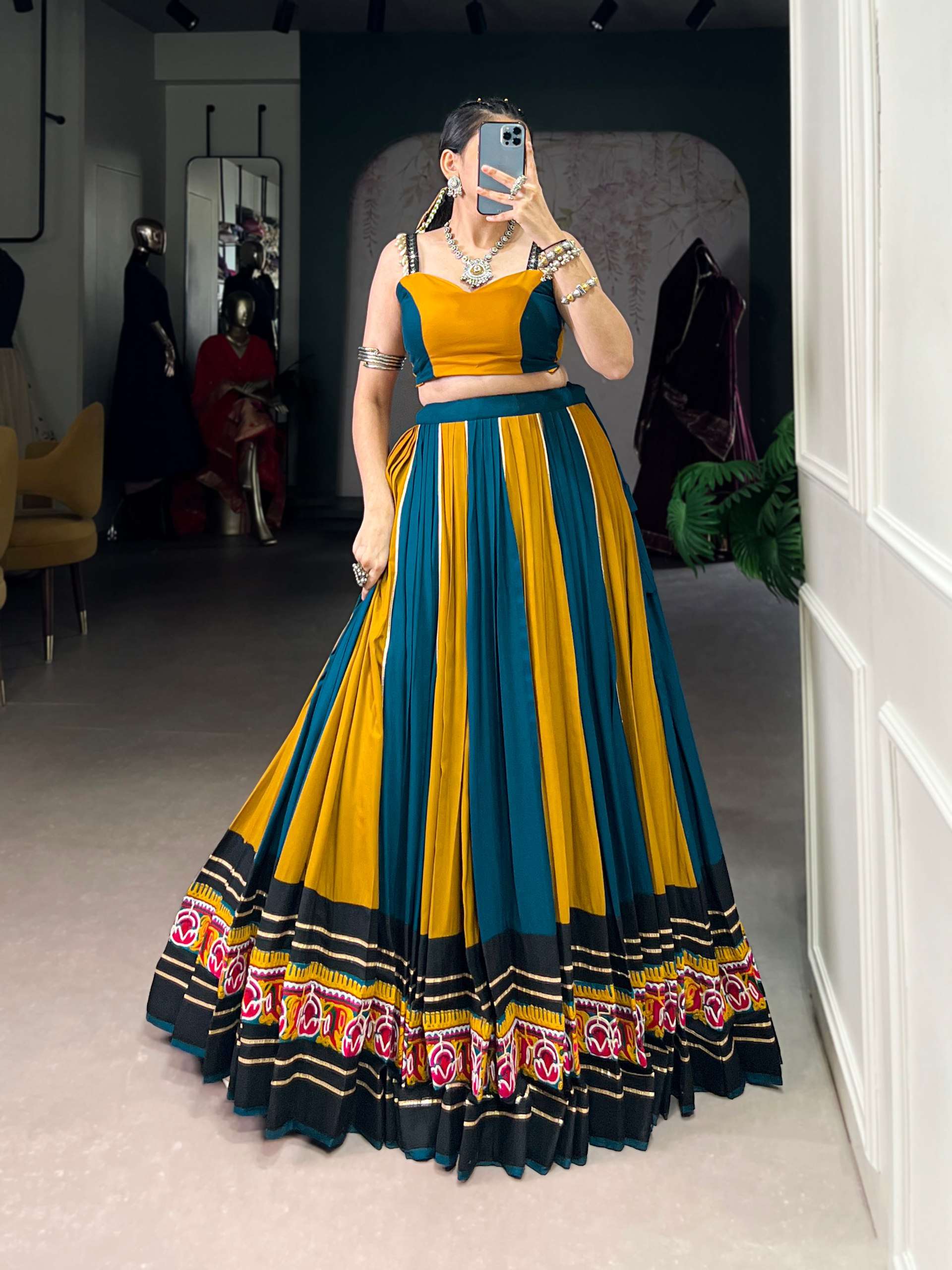 BANDHANI PALACE 1619 PURE RAYON GAMTHI WORK LEHENGA CHOLI
