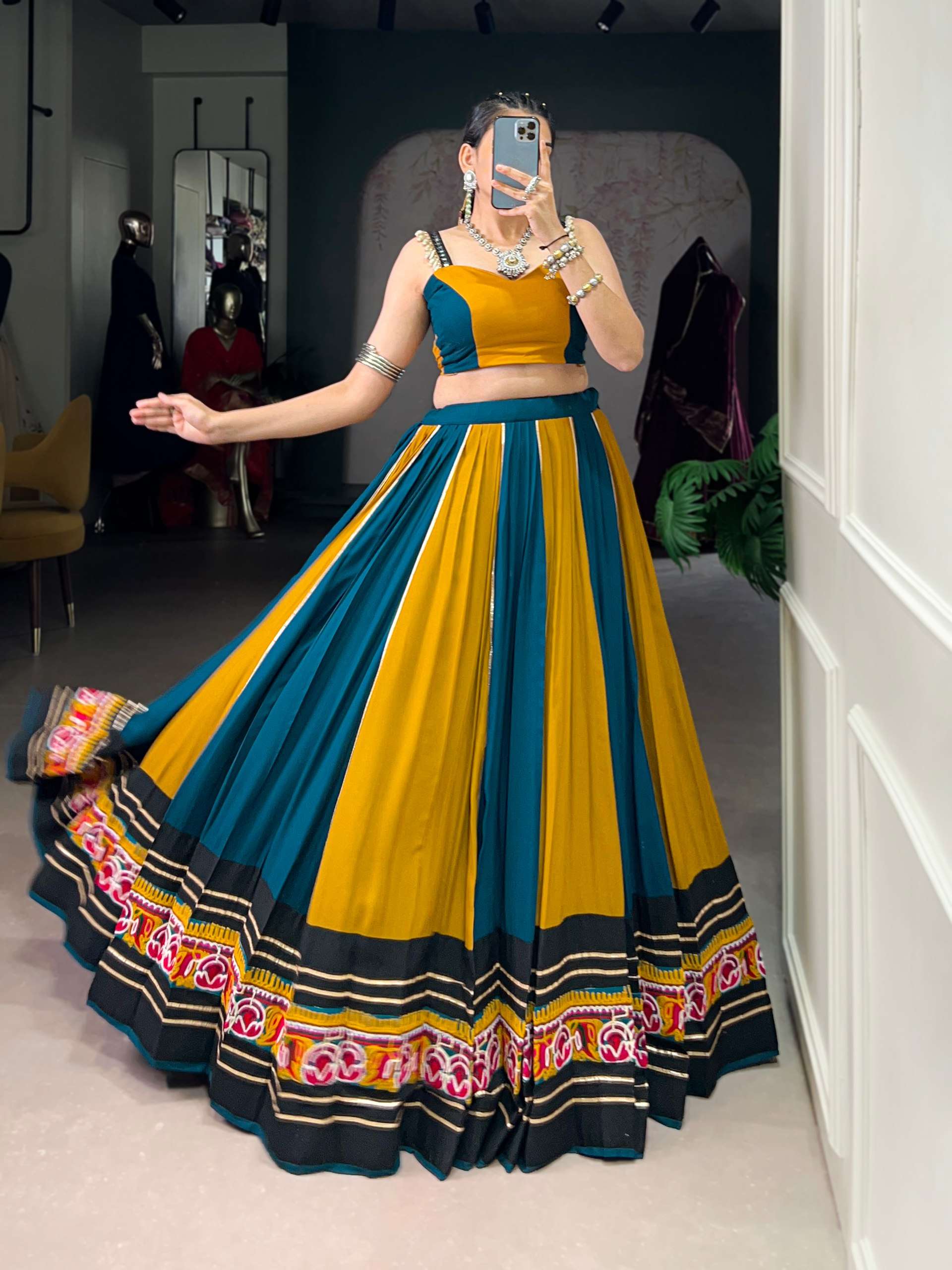 BANDHANI PALACE 1619 PURE RAYON GAMTHI WORK LEHENGA CHOLI