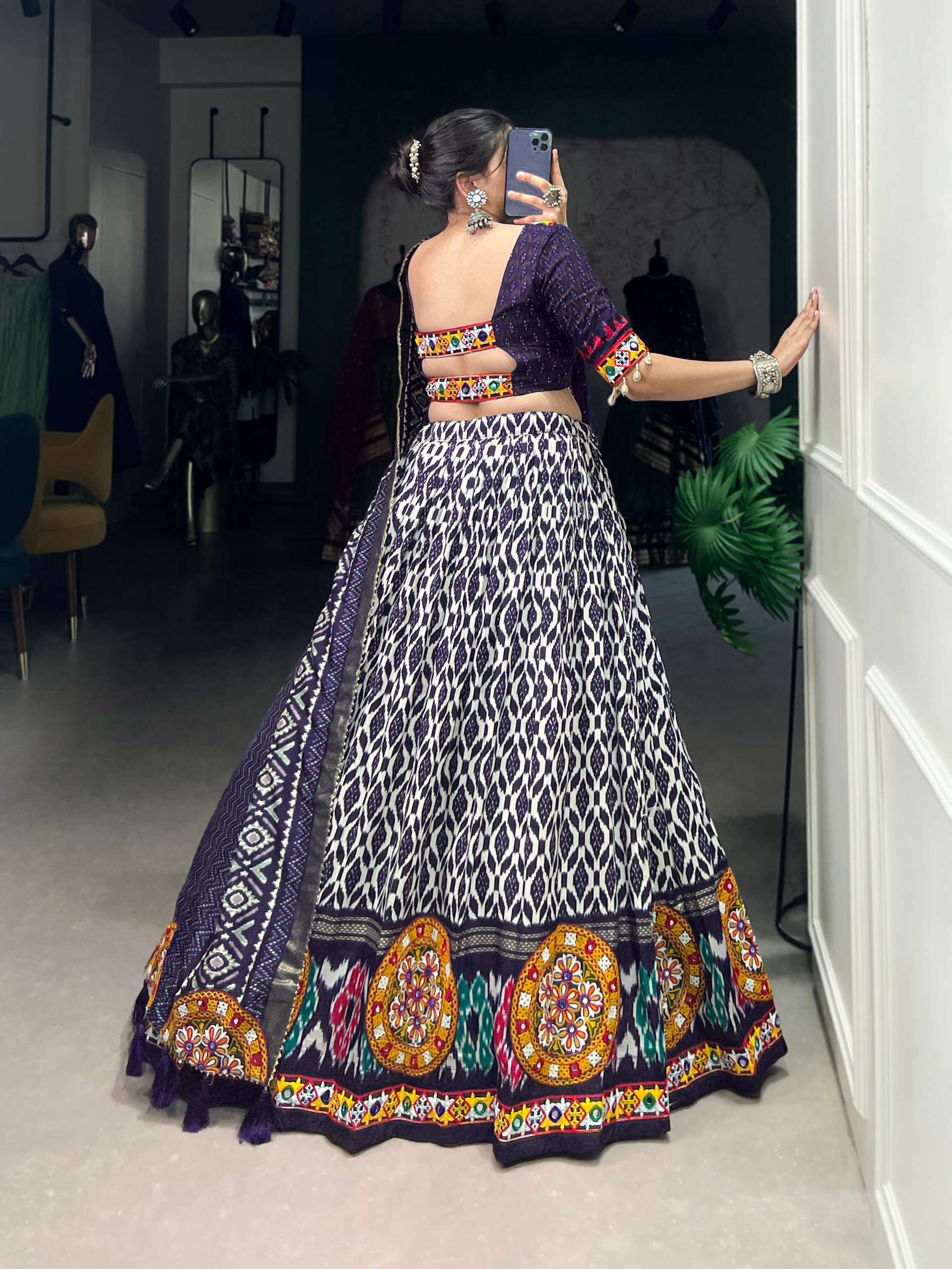 BANDHANI PALACE 1743 TUSSER SILK IKKAT PRINT FOIL MIRROR GAMTHI WORK READYMADE NAVRATRI LEHENGA CHOLI SET