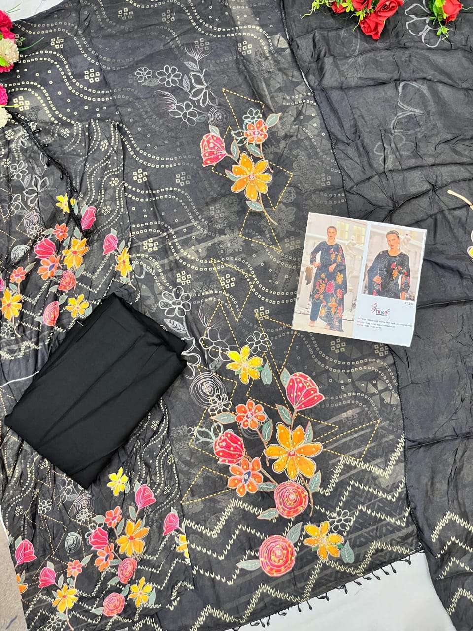 SHREE FAB DESIGN NO - KT - 283 PURE VISCOSE MUSLIN DIGITAL PRINT AARI HANDWORK PAKISTANI SUIT 