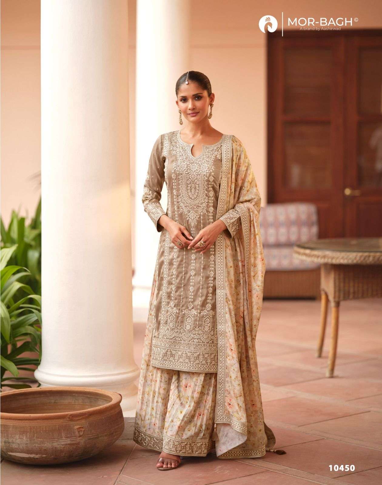 AASHIRWAD CREATION SONALI SIMER SILK DESIGNER HEAVY WEDDING WEAR SUIT