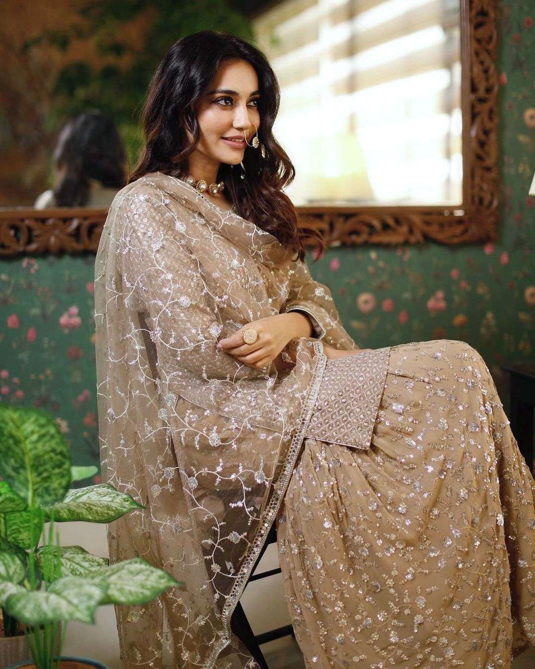 PD 1013 GEORGETTE HEAVY DESIGNER PARTY WEAR SHARARA SUIT