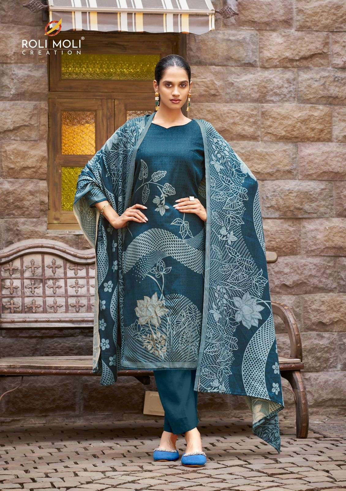 ROLI MOLI CREATION SAFINA PASHMINA FANCY WORK WINTER WEAR SUIT