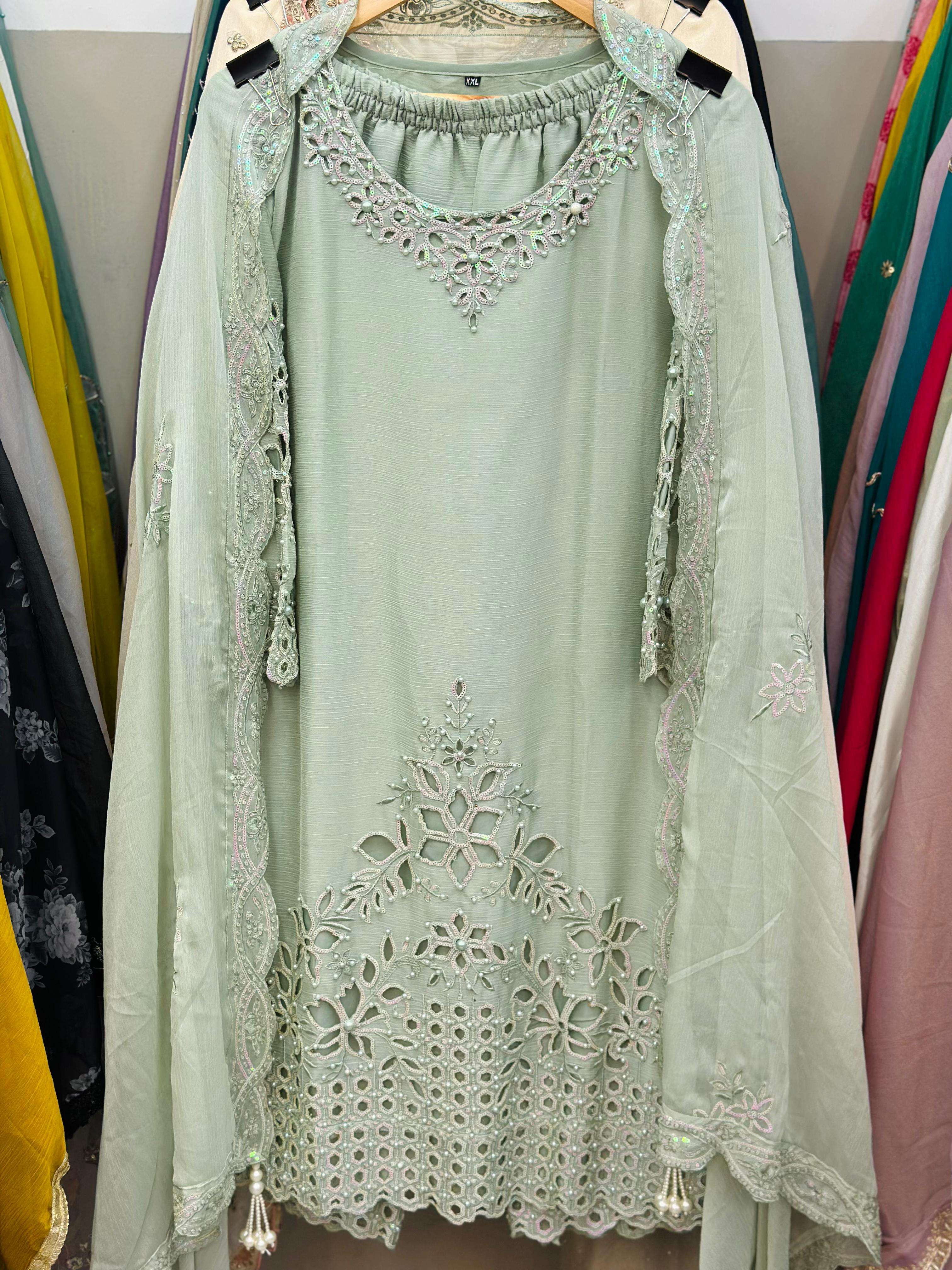 HUSNARA D NO 5522 HEAVY EMBROIDERY DESIGNER READY MADE PAKISTANI SUIT