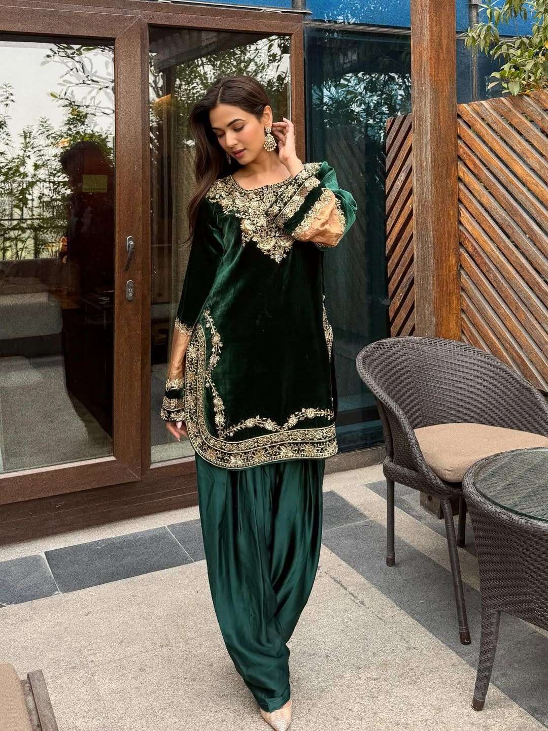LG 2032 VELVET EMBROIDERY DESIGNER WINTER SEASON WEAR FESTIVE SUIT
