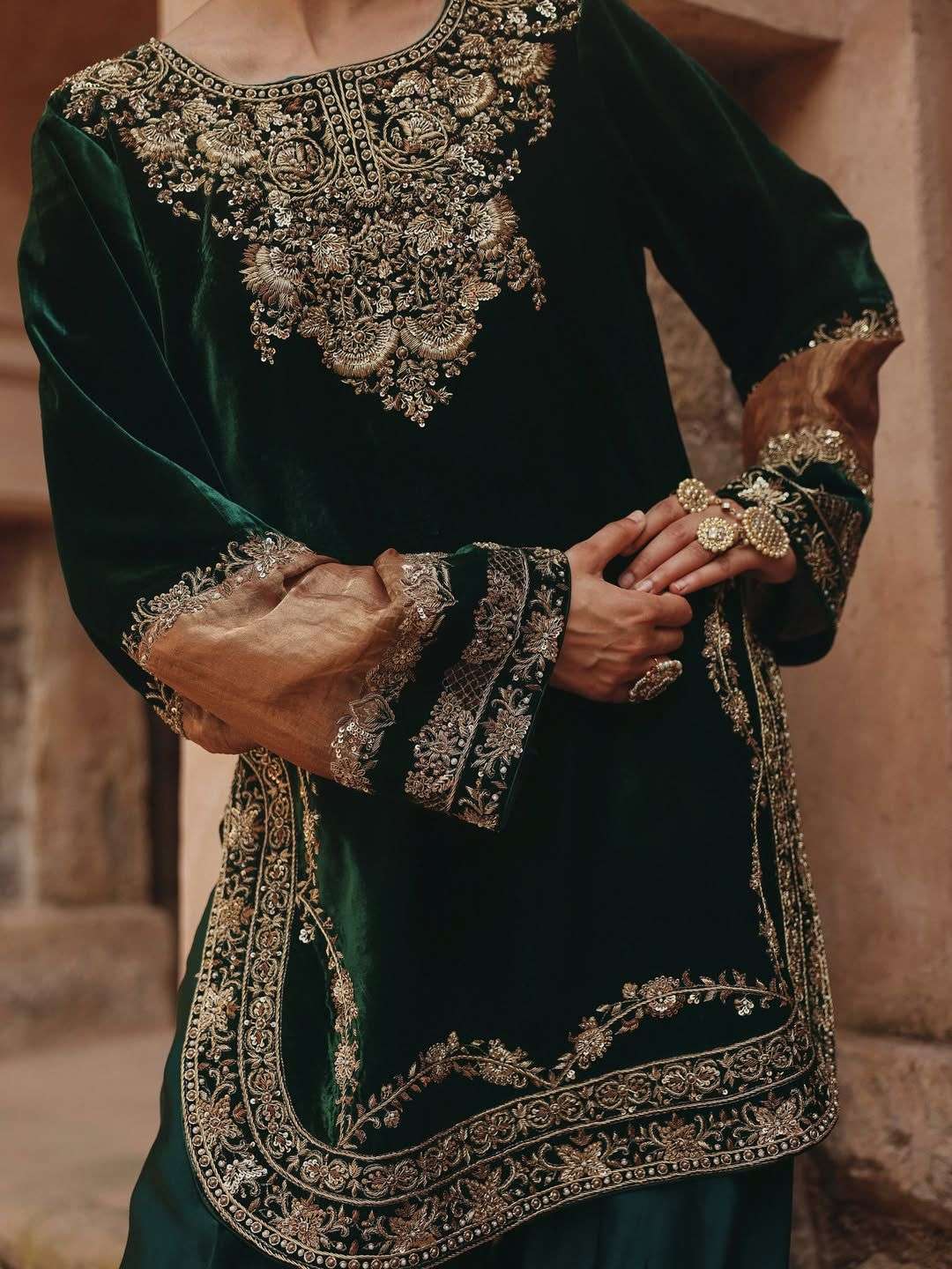 LG 2032 VELVET EMBROIDERY DESIGNER WINTER SEASON WEAR FESTIVE SUIT