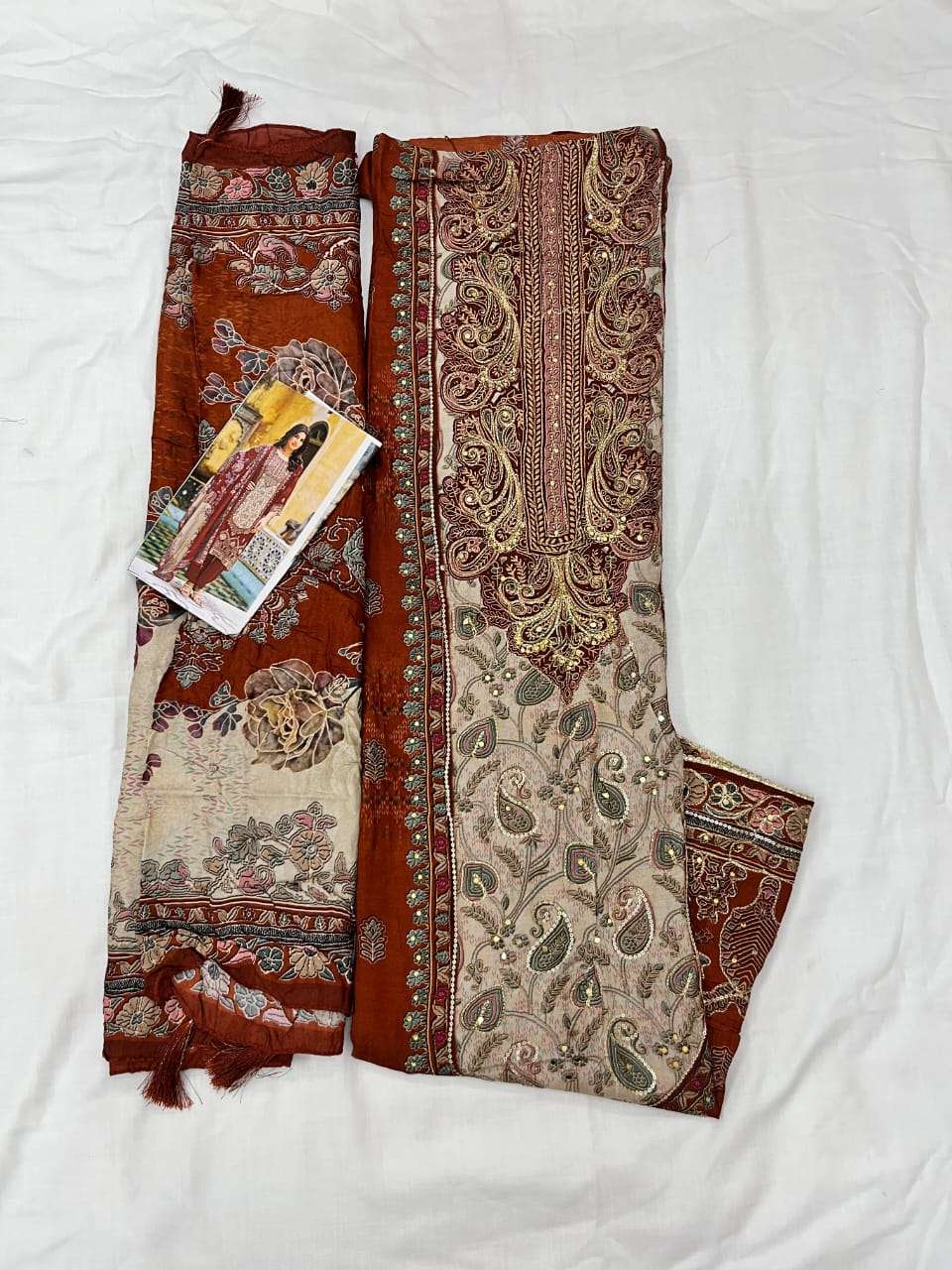 SHREE FAB DESIGN NO - KT - 281 D PURE VISCOSE MUSLIN DIGITAL PRINT AARI HANDWORK PAKISTANI SUIT 