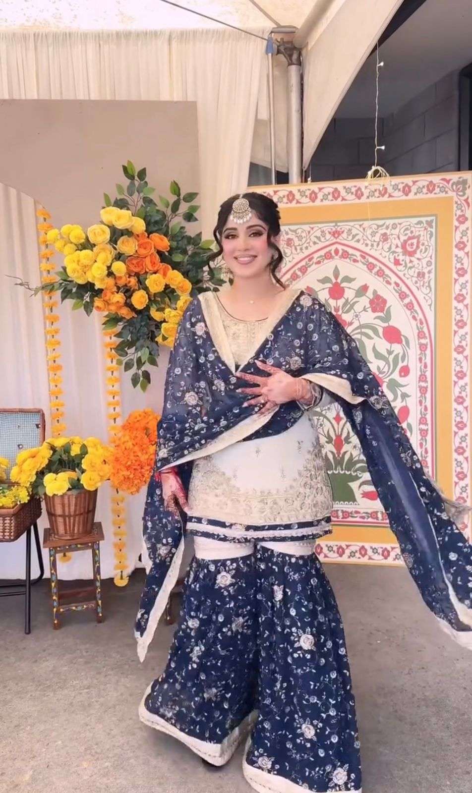 AD 218 GEORGETTE HEAVY EMBROIDERD DESIGNER WEDDING WEAR SHARARA SUIT