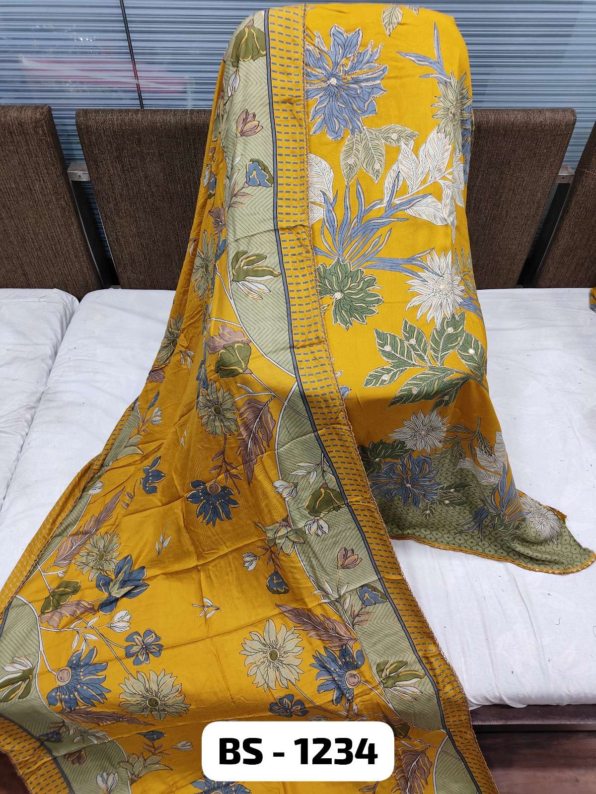 BANDHANI PALACE PREMIUM VISCOSE FINEST PASHMINA SUIT 