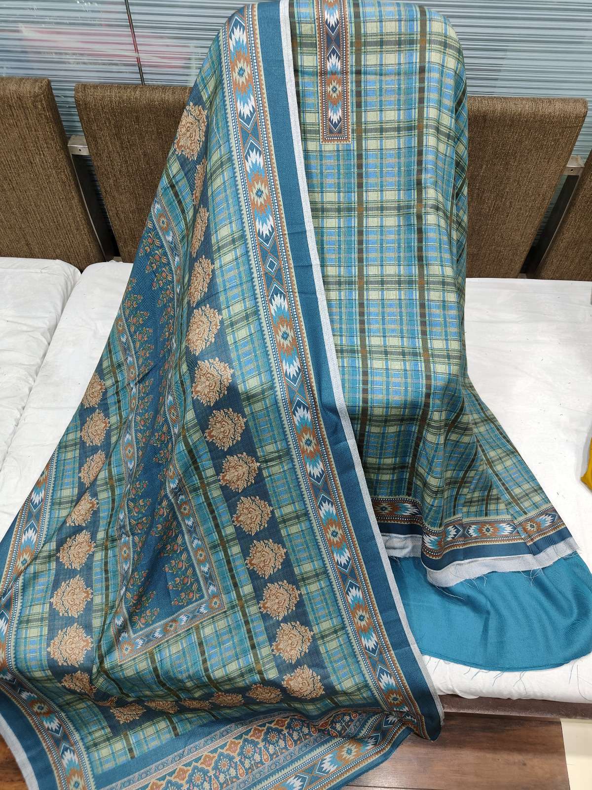 BANDHANI PALACE PREMIUM VISCOSE FINEST PASHMINA SUIT 