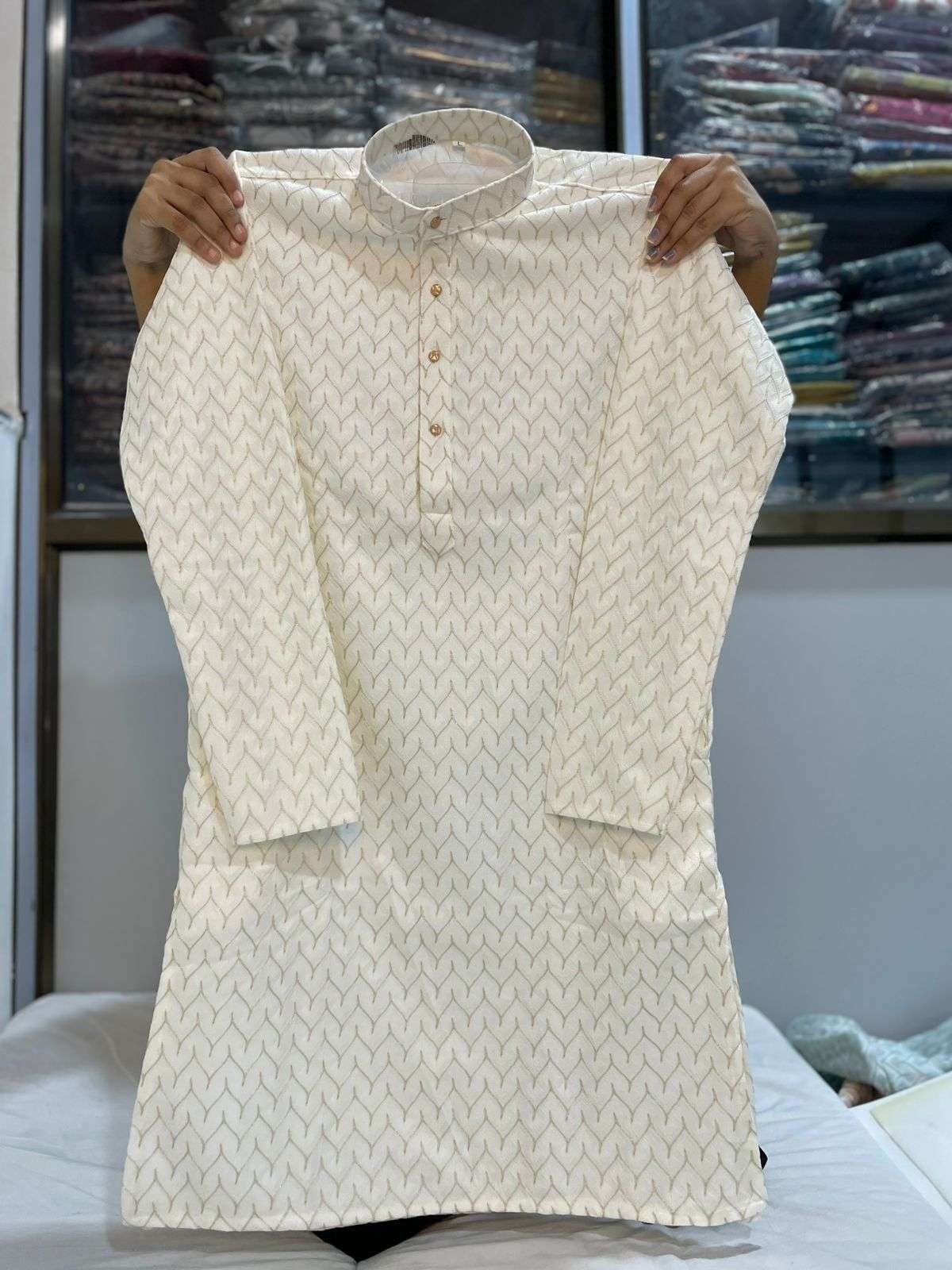 INLI DHURANDHAR SILK FANCY MENS FESTIVE WEAR KURTA WITH PYJAMA PAIR 