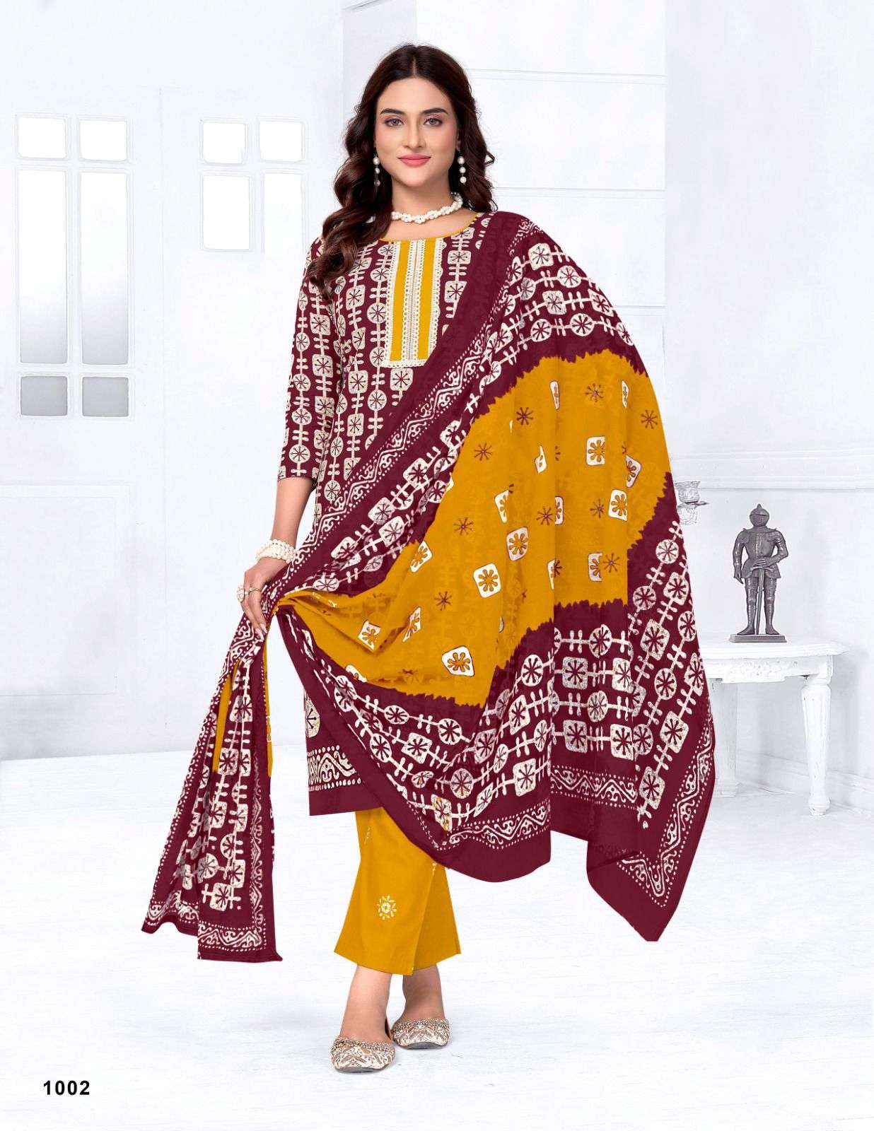 JT KAVYA COTTON BATIK PRINT LADIES SALWAR SUIT