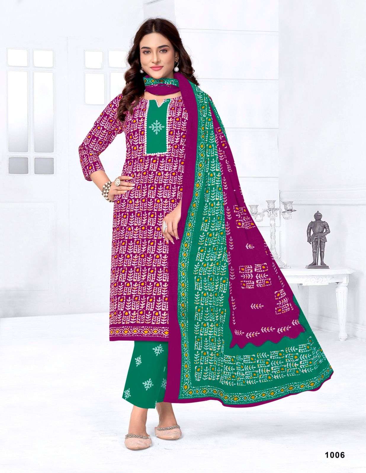 JT KAVYA COTTON BATIK PRINT LADIES SALWAR SUIT