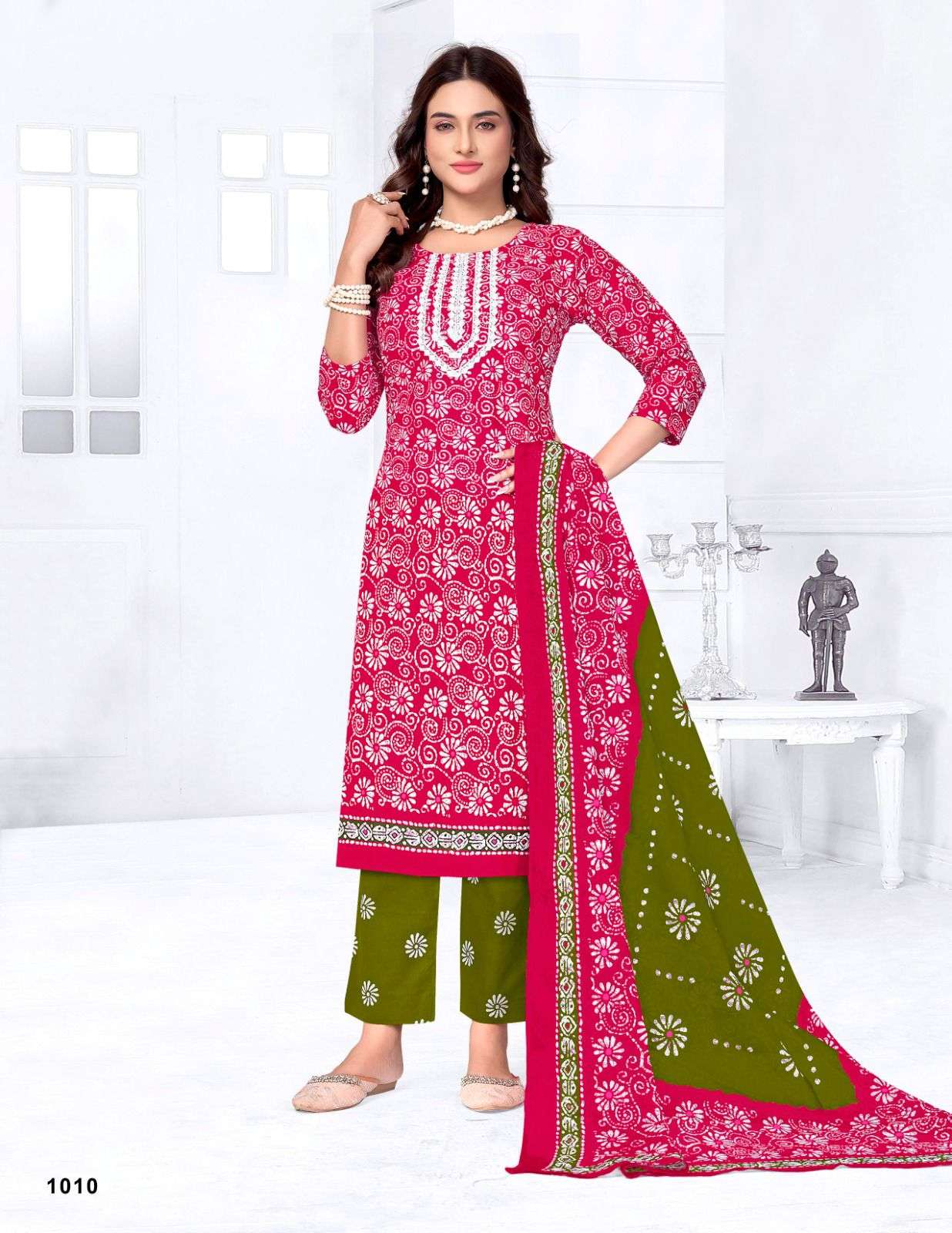 JT KAVYA COTTON BATIK PRINT LADIES SALWAR SUIT