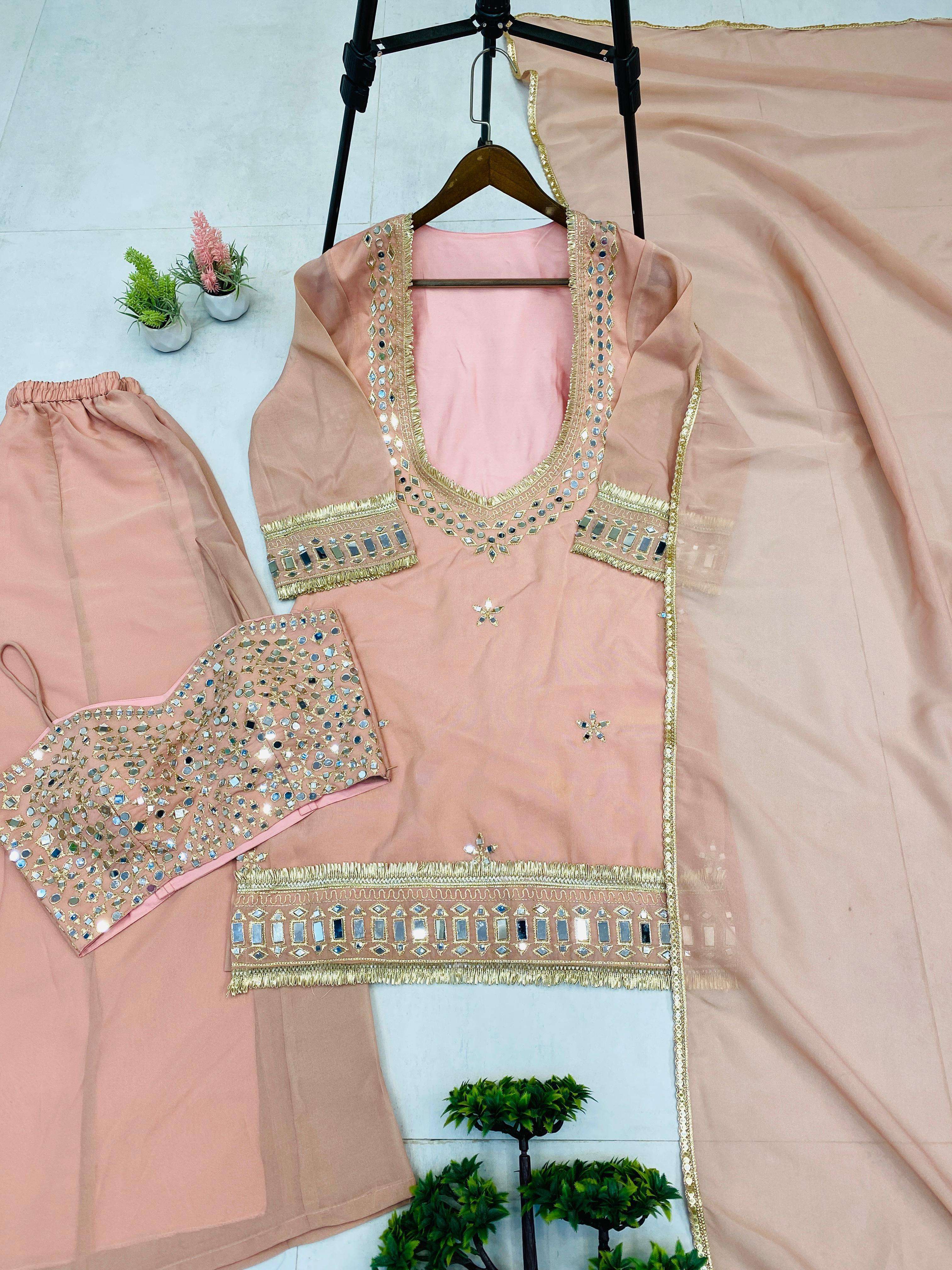 LG 2015 COSMOS FABRIC BEAUTIFUL DESIGNER WORK PARTY WEAR LADIES SUIT