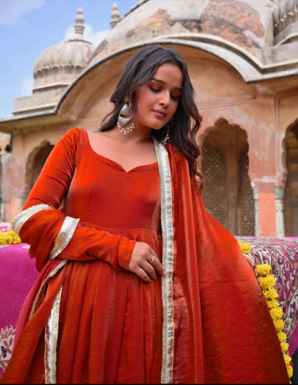 MD 3076 SILK DESIGNER ANARKALI STYLE LADIES PARTY WEAR SUIT