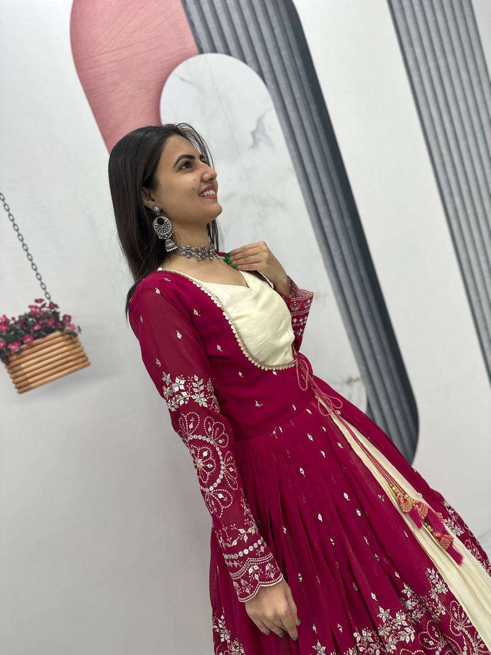 PC 556 HEAVY FESTIVE WEAR DESIGNER LOOK LADIES DRESS