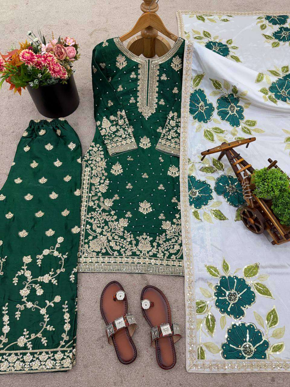SRK 5315 SILK HEAVY EMBROIDERY DESIGNER WEDDING WEAR SUIT