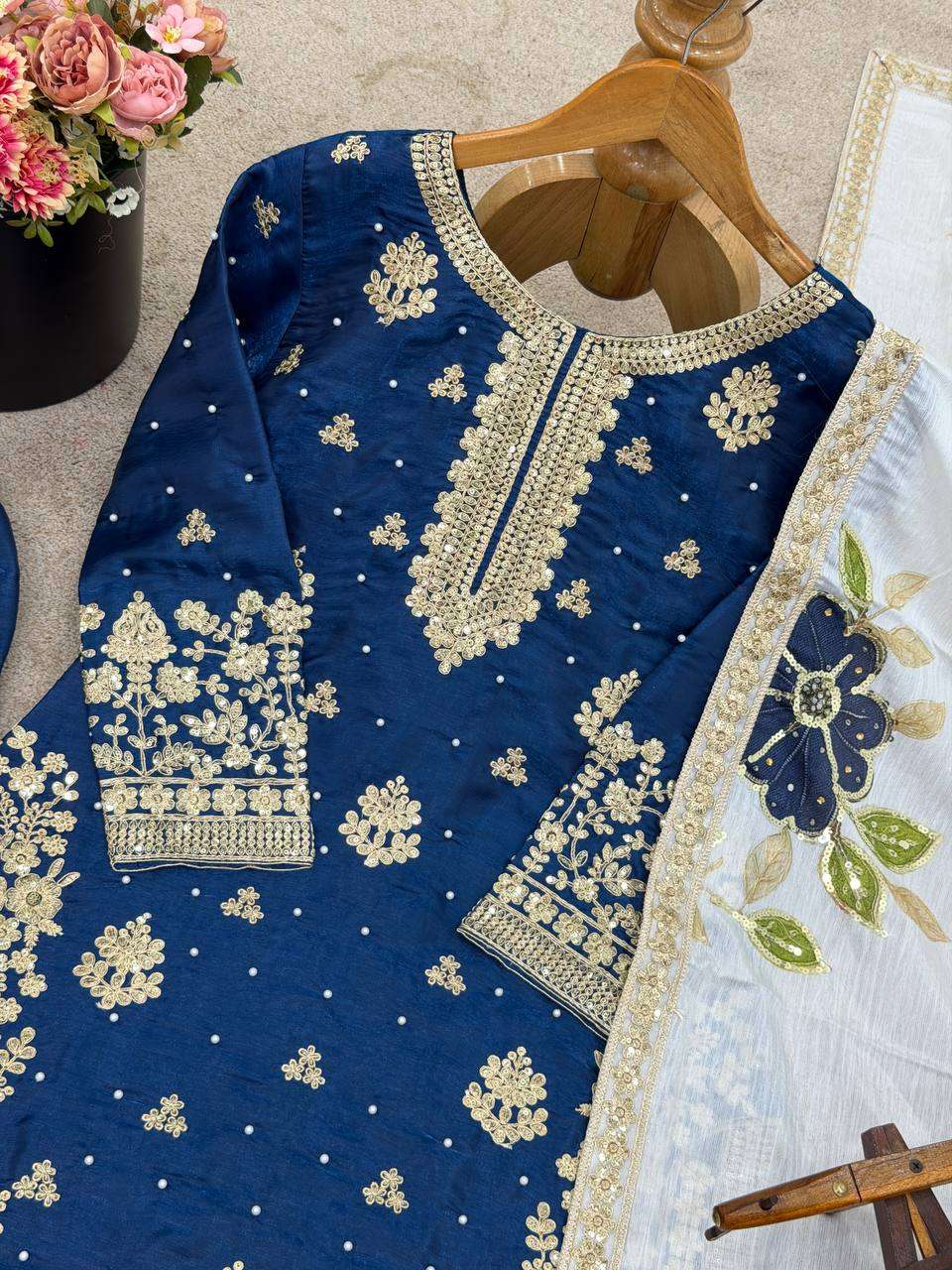 SRK 5315 SILK HEAVY EMBROIDERY DESIGNER WEDDING WEAR SUIT