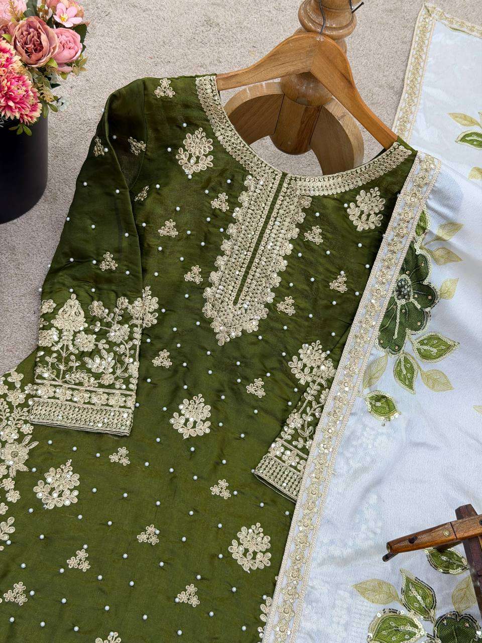 SRK 5315 SILK HEAVY EMBROIDERY DESIGNER WEDDING WEAR SUIT