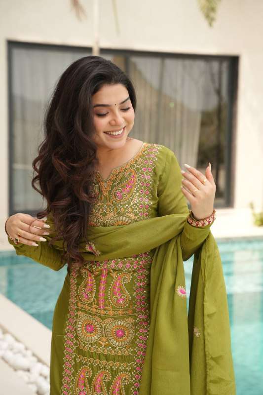 LW 9306 SILK DESIGNER FUNCTION WEAR READY MADE LADIES SUIT