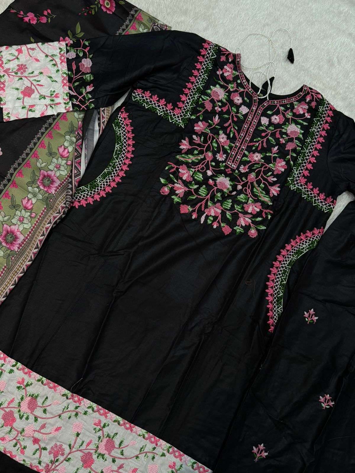 MEHBOOB TEX DESIGN NO - 1829 B PURE RAYON HEAVY SELF EMBROIDERED WORK PAKISTANI SUIT
