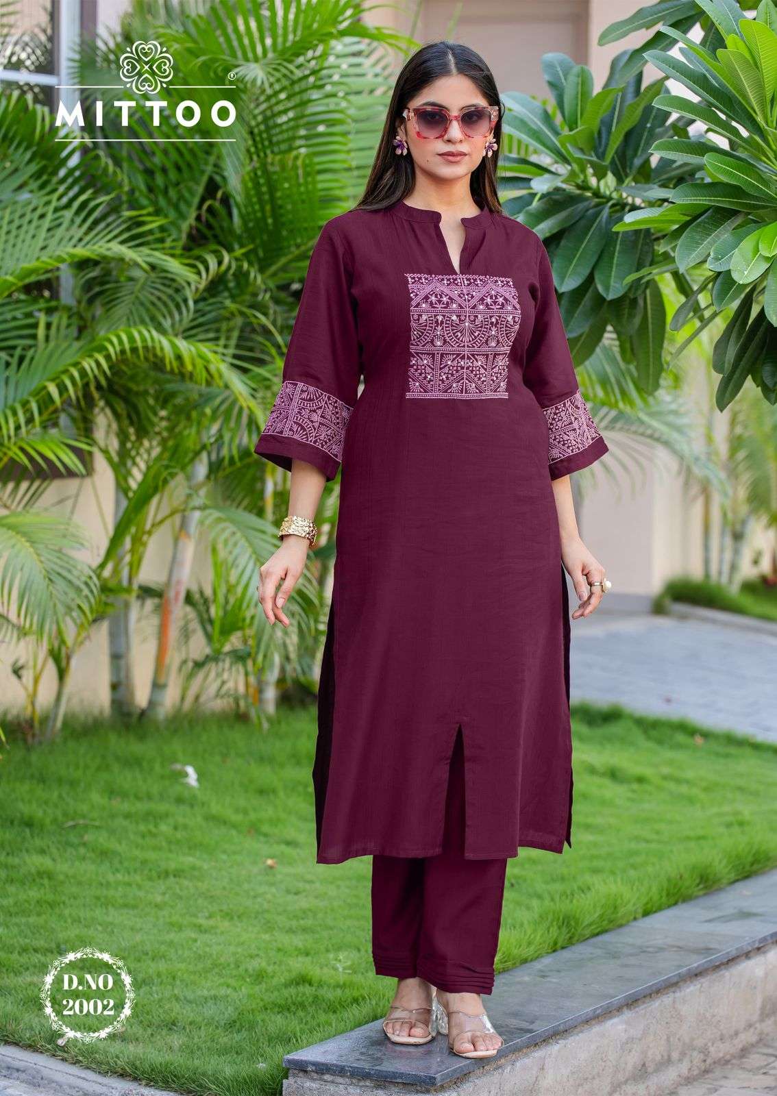 MITTOO SAMYAA VISCOSE FANCY WORKS LADIES KURTI WITH BOTTOM PAIR 