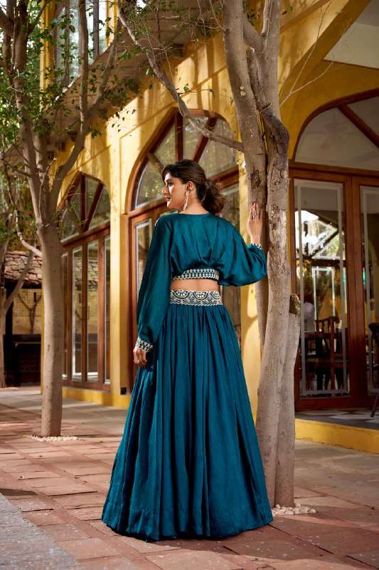 NNK RIWAAZ SILK DESIGNER PARTY WEAR LADIES CO-ORD SET TOP WITH LEHENGA 