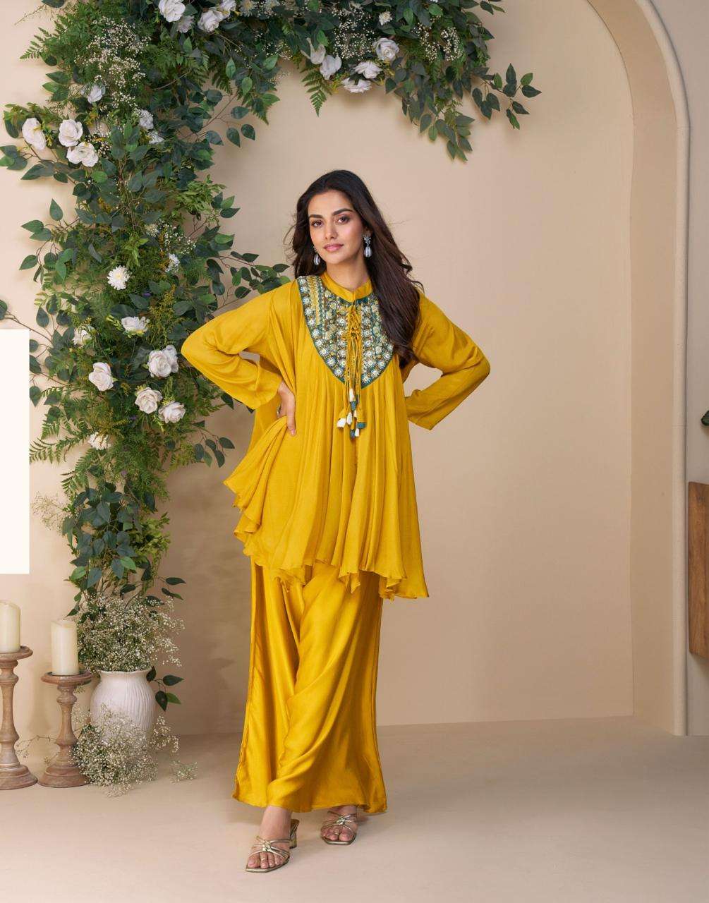 SAYURI DESIGNER CLASSIC SILK BEAUTIFUL PARTY WEAR LOOK PONCHO STYLE LOOK TOP WITH PLAZZO SET