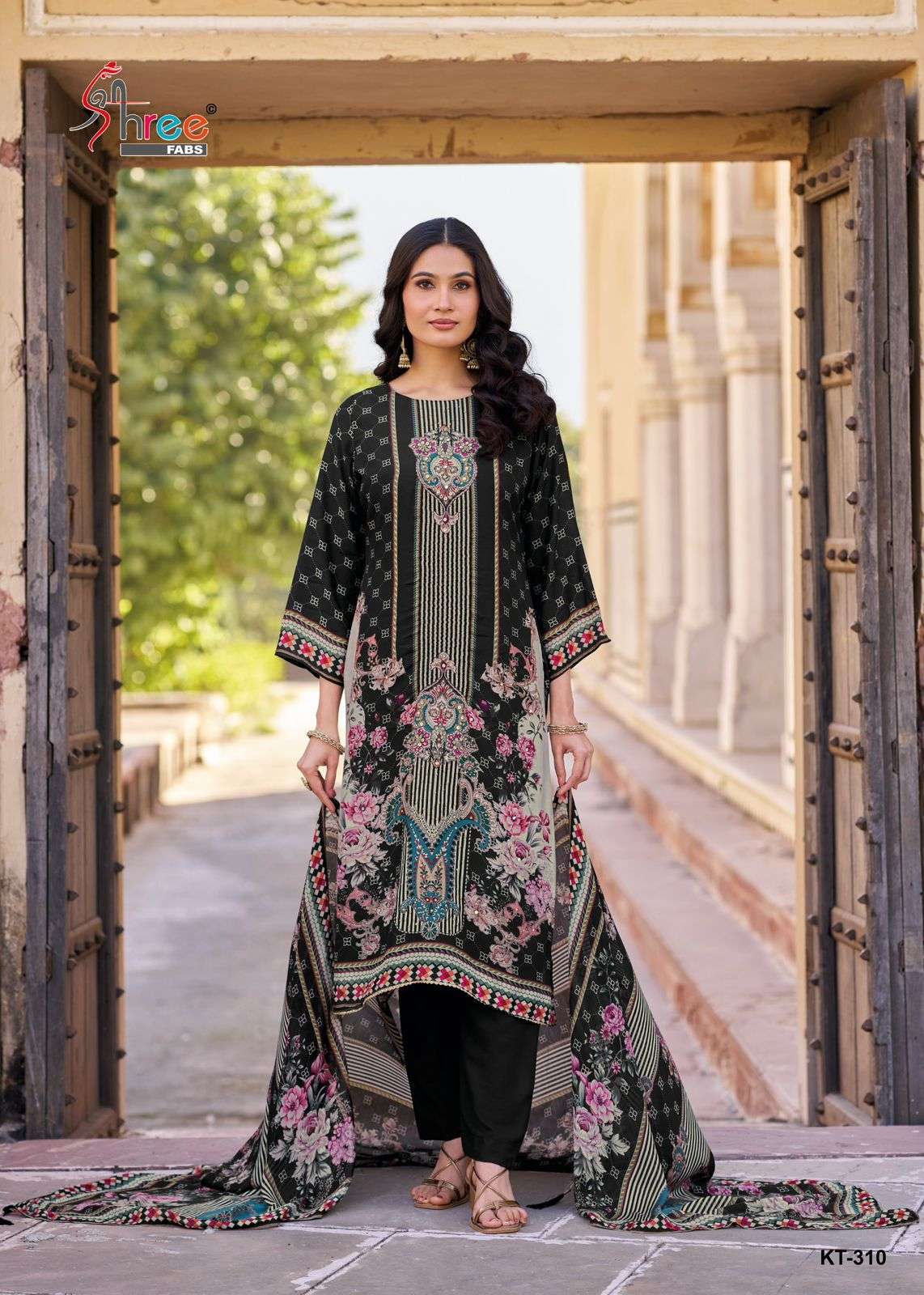 SHREE FAB DESIGN NO - KT 310 PURE VISCOSE MUSLIN DIGITAL PRINT AARI HAND WORK PAKISTANI SUIT