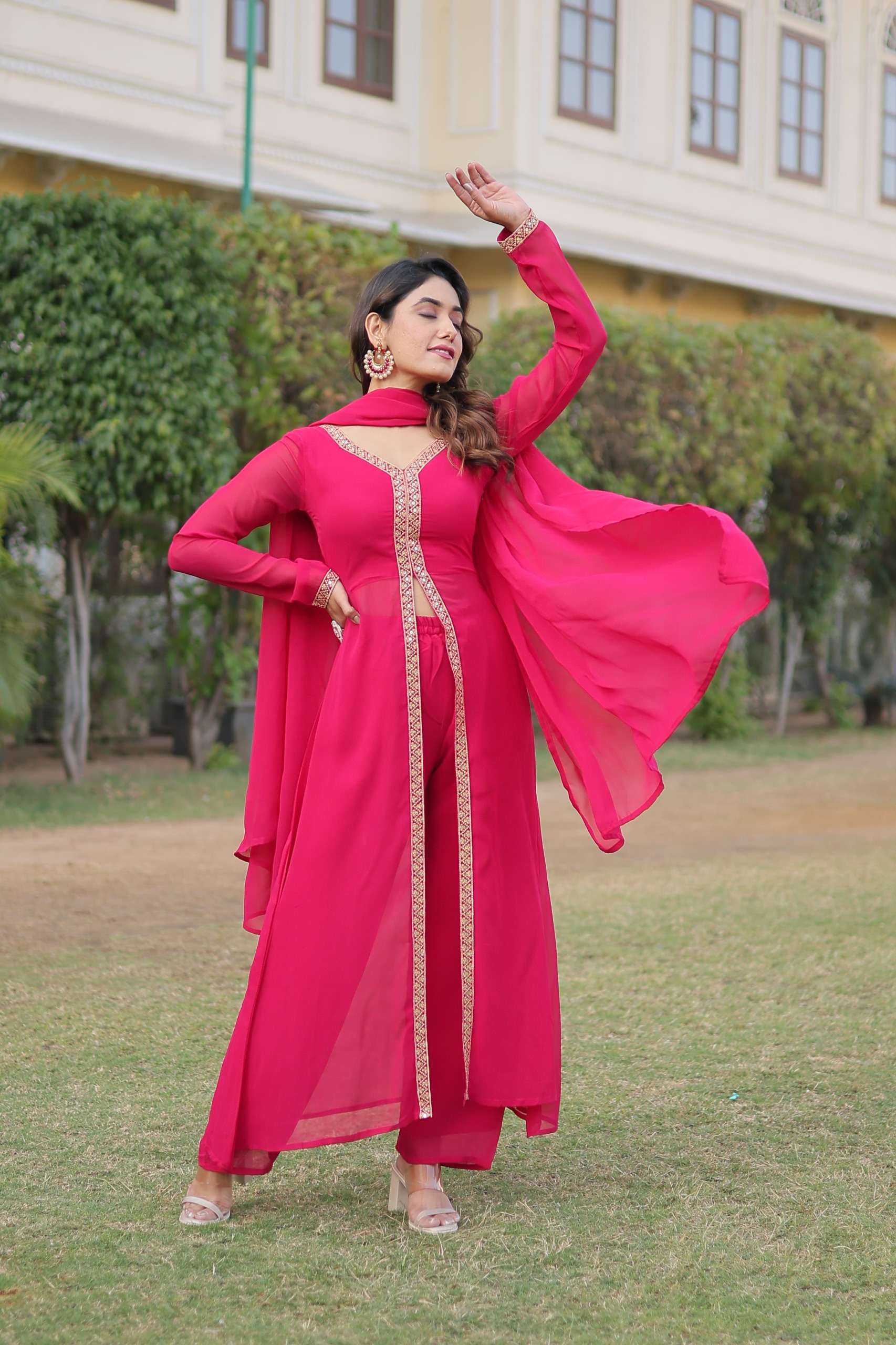 KA 1077 GEORGETTE DESIGNER READY MADE  KURTI WITH PANT & DUPATTA SET 
