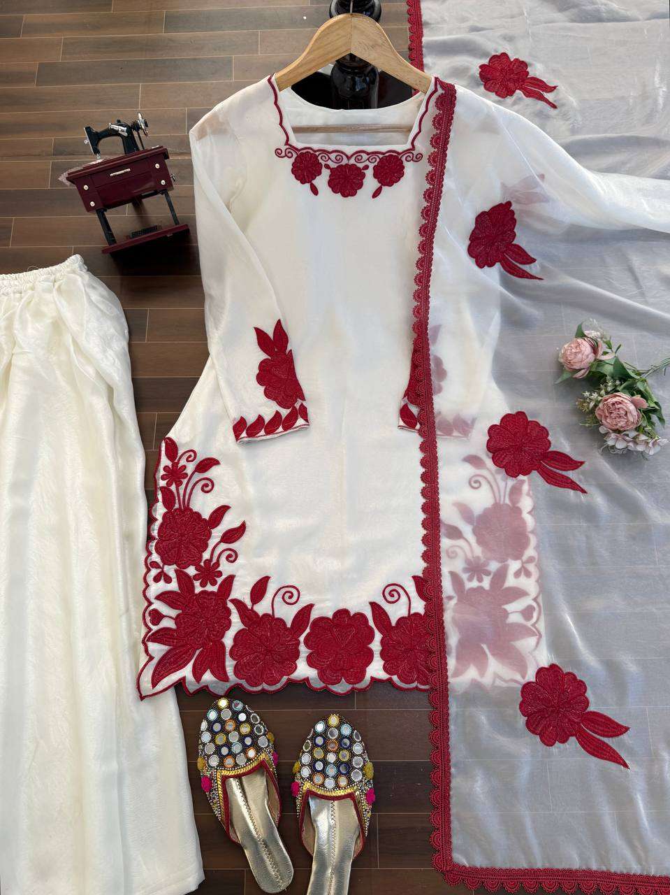 RTC 6000 SILK FANCY EMBROIDERY WORK PAKISTANI STYLE LADIES FESTIVE WEAR SUIT