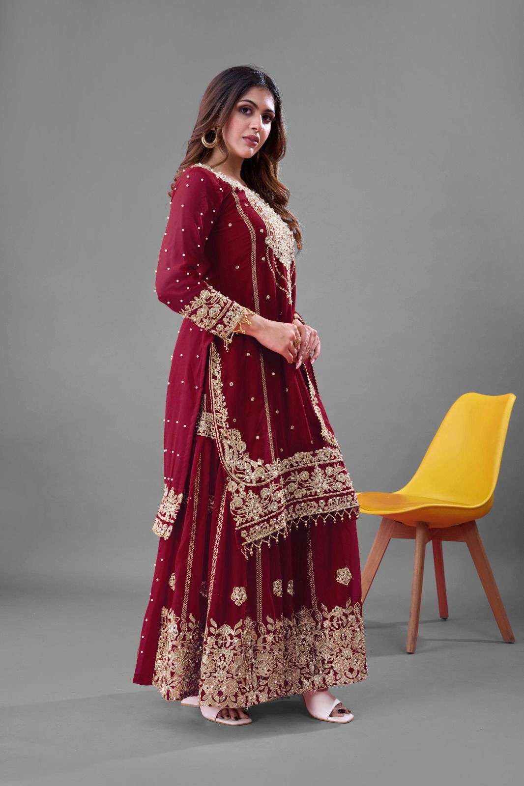 SR 1688 FOX GEORGETTE HEAVY EMBROIDERED DESIGNER FESTIVE WEAR LADIES SUIT