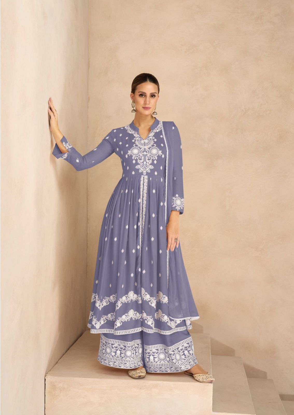 VAMIKA LAKHNAVI VOL 6 GOLD LIST RAYON FANCY LUCKNOWI WORKS LADIES PARTY WEAR LADIES SUIT